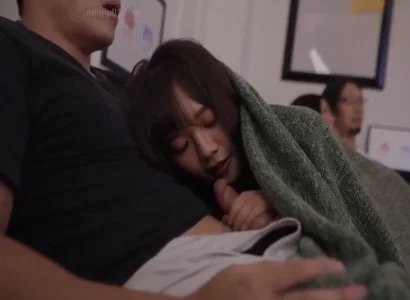 Tôi và cô em họ mang đến cảm giác lạ